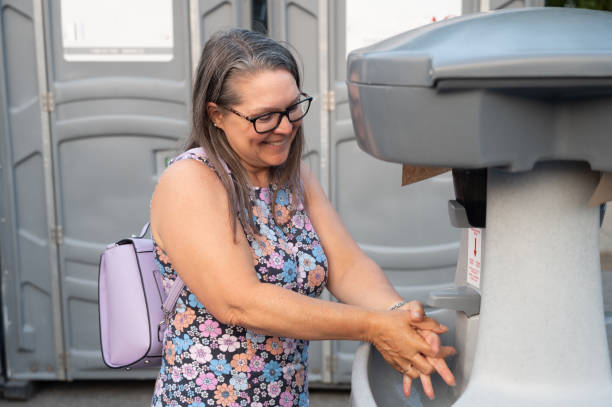 Best Portable toilet rental cost  in Roanoke, TX
